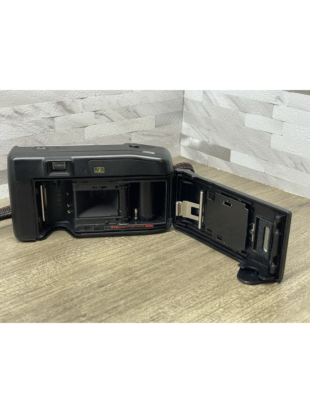 Nikon One Touch 100 35mm Point & Shoot Film Camera w/ Strap & Nikon Case -Japan